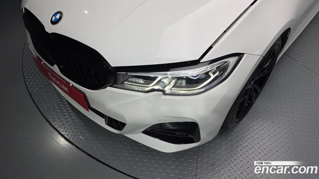 BMW 3-Series 320d Touring M Sport, 2022
