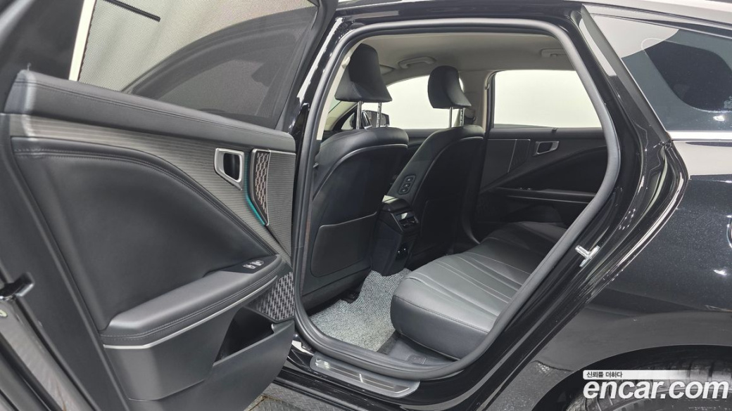 Kia K8 2.5 Gasoline 2WD, 2025