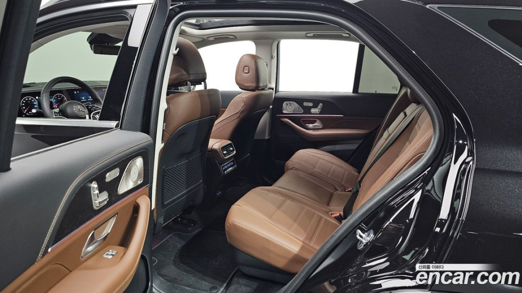 Mercedes-Benz GLE-Class GLE450 4MATIC, 2025