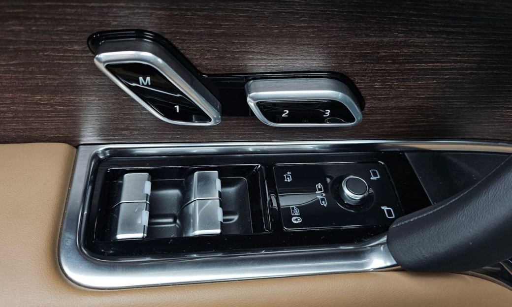 Land Rover Range Rover P530 Autobiography Long Wheel Base, 2023