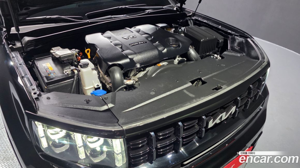 Kia Mohave Diesel 3.0 4WD 7-Seater, 2022