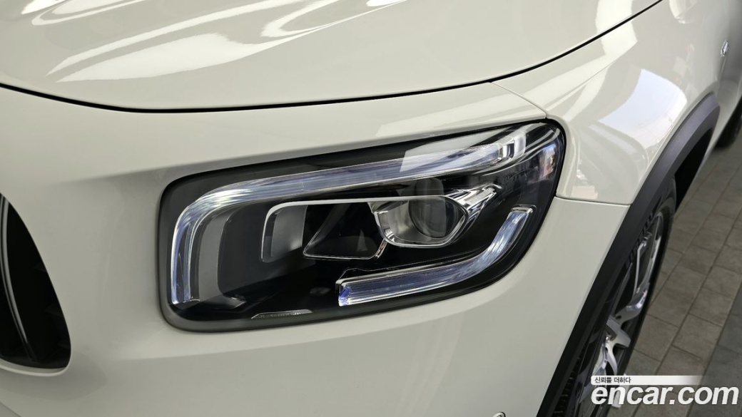 Mercedes-Benz GLB-Class AMG GLB35 4MATIC, 2023
