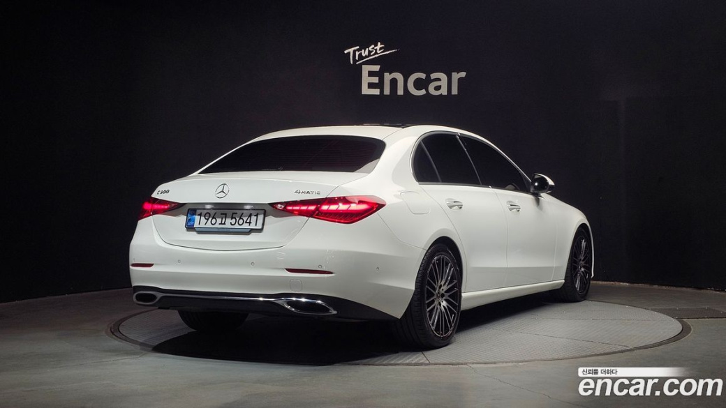 Mercedes-Benz C-Class C300 4MATIC Avantgarde, 2024