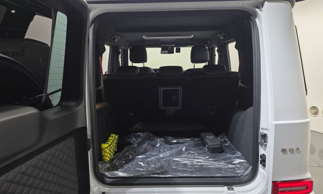 Mercedes-Benz G-Class AMG G63 Manufaktur, 2024