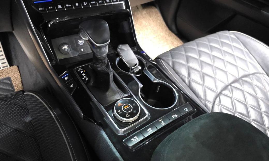 Kia Mohave Diesel 3.0 4WD 6-Seater, 2021