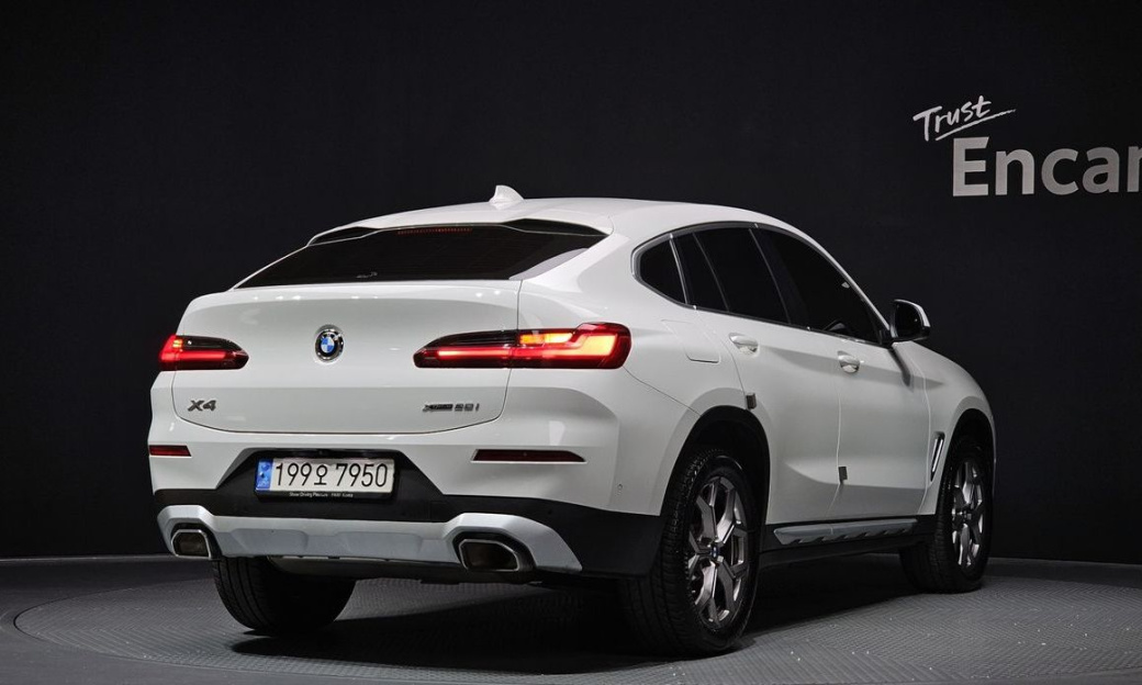 BMW X4 xDrive20i xLine, 2023