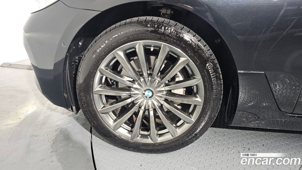 BMW Gran Turismo 630i xDrive Luxury, 2022