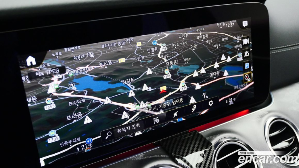 Mercedes-Benz E-Class E350 4MATIC AMG Line, 2023