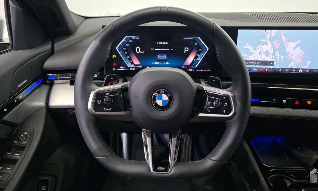 BMW 5-Series 520i M Sport, 2024