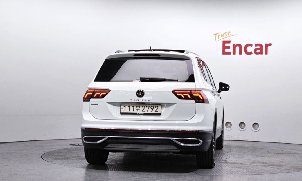 Volkswagen Tiguan 2.0 TSI Prestige, 2023