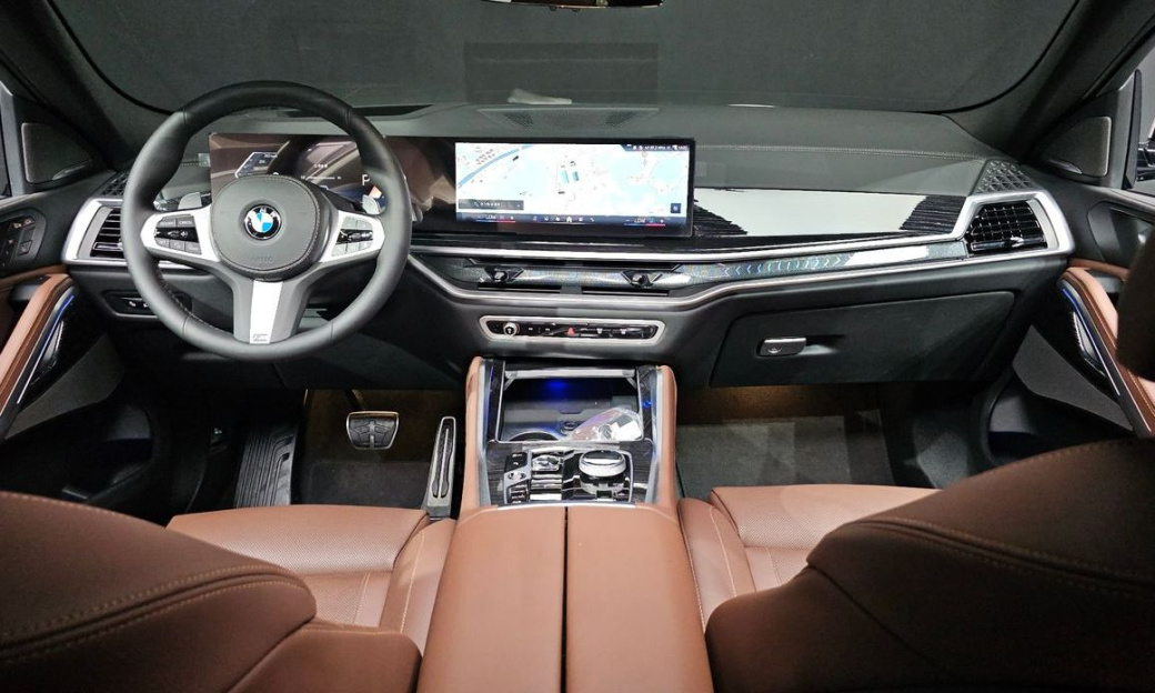 BMW X6 xDrive40i M Sport, 2024