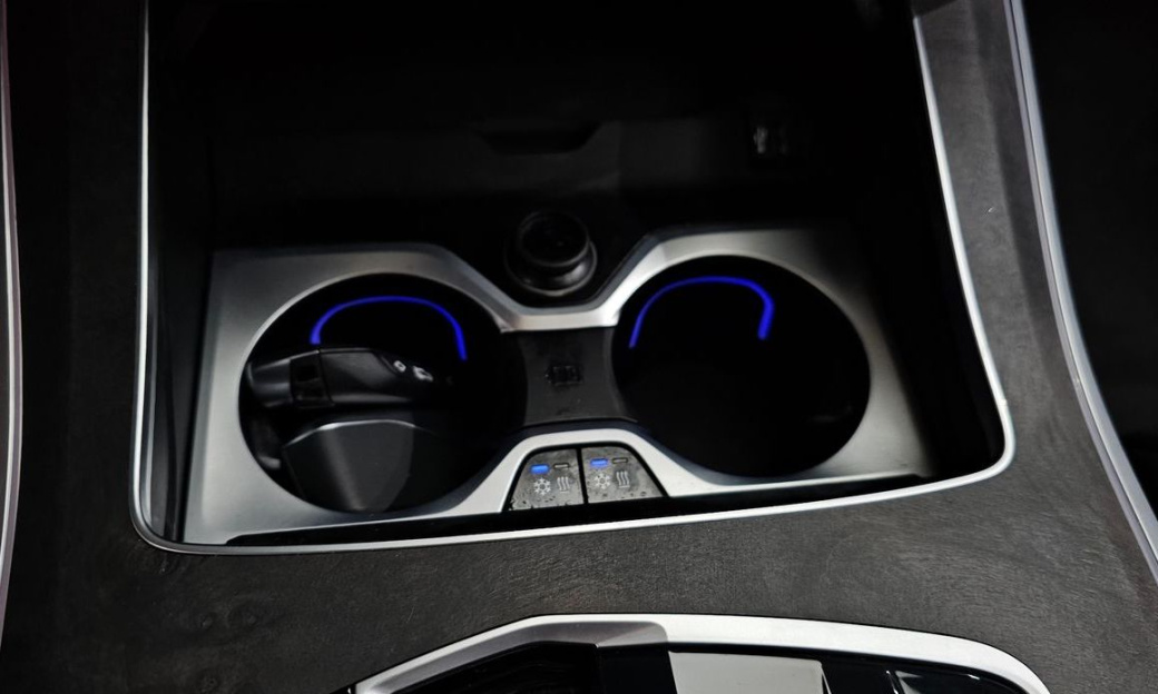 BMW X5 xDrive 40i xLine, 2024
