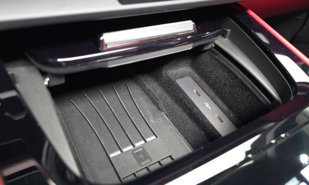 Porsche Cayenne 3.0, 2024