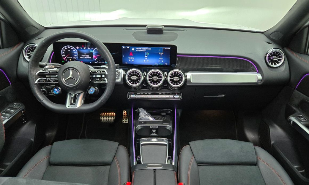 Mercedes-Benz GLB-Class AMG GLB35 4MATIC, 2025