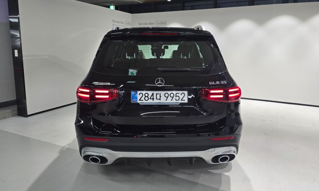 Mercedes-Benz GLB-Class AMG GLB35 4MATIC, 2025
