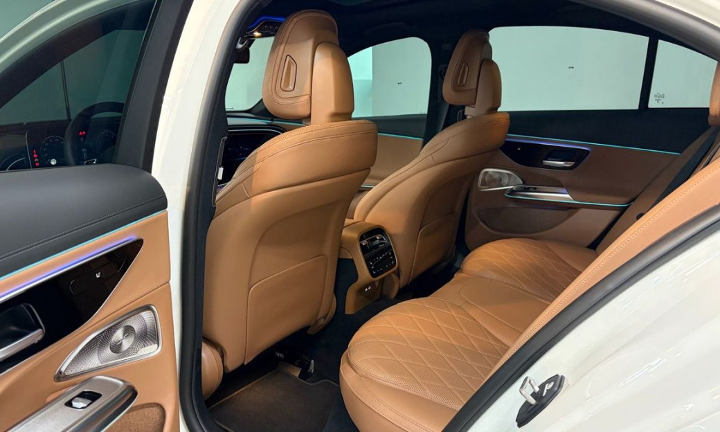 Mercedes-Benz E-Class E450 4MATIC Exclusive, 2024