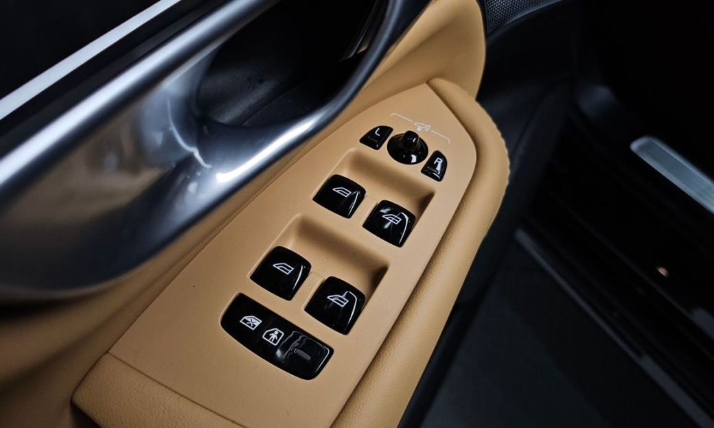 Volvo XC90 B6 Ultimate Bright, 2024