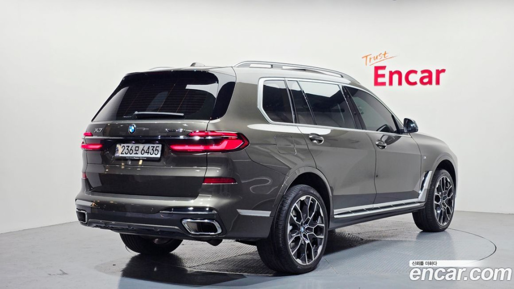 BMW X7 xDrive 40i M Sport 6STR, 2024
