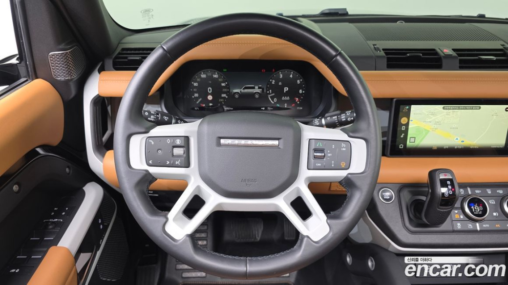 Land Rover Defender 110 P300 X-Dynamic SE, 2024