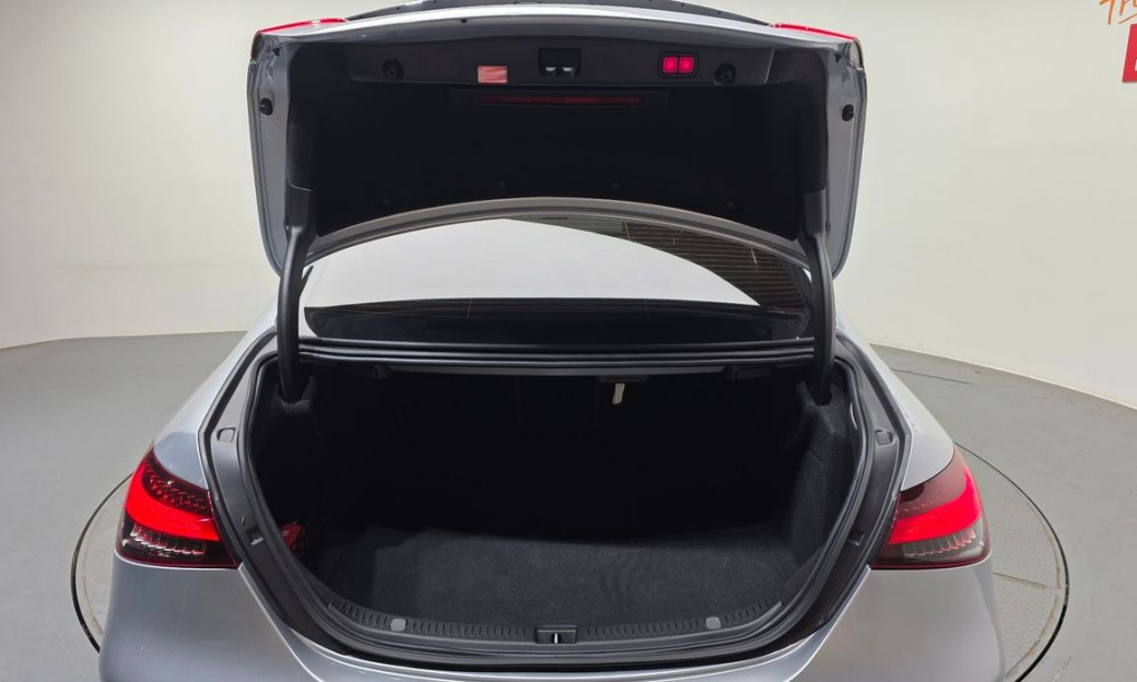 Mercedes-Benz E-Class E350 4MATIC Avantgarde, 2022
