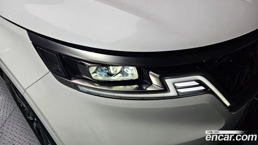 Kia Carnival 9-Seater Noblesse, 2023