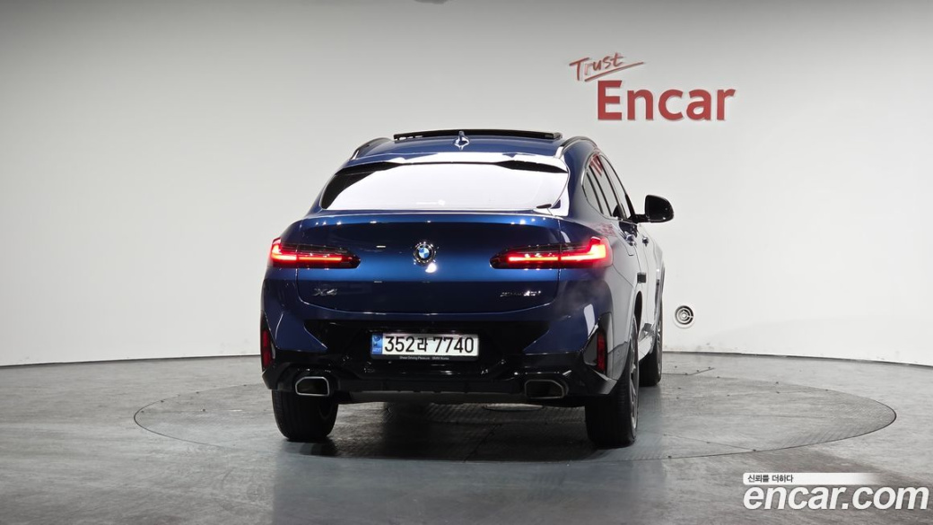 BMW X4 xDrive20i M Sport, 2023
