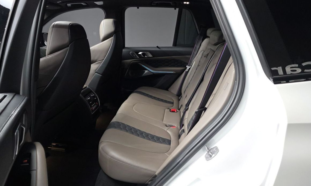 BMW X5M 4.4 Competition, 2022