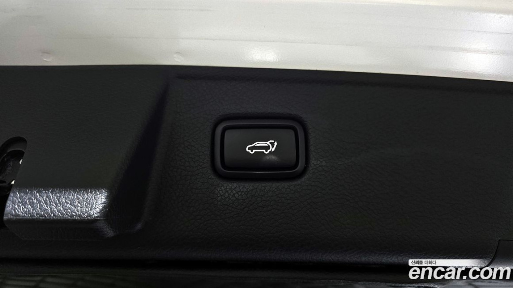 Kia Mohave Diesel 3.0 4WD 7-Seater, 2022