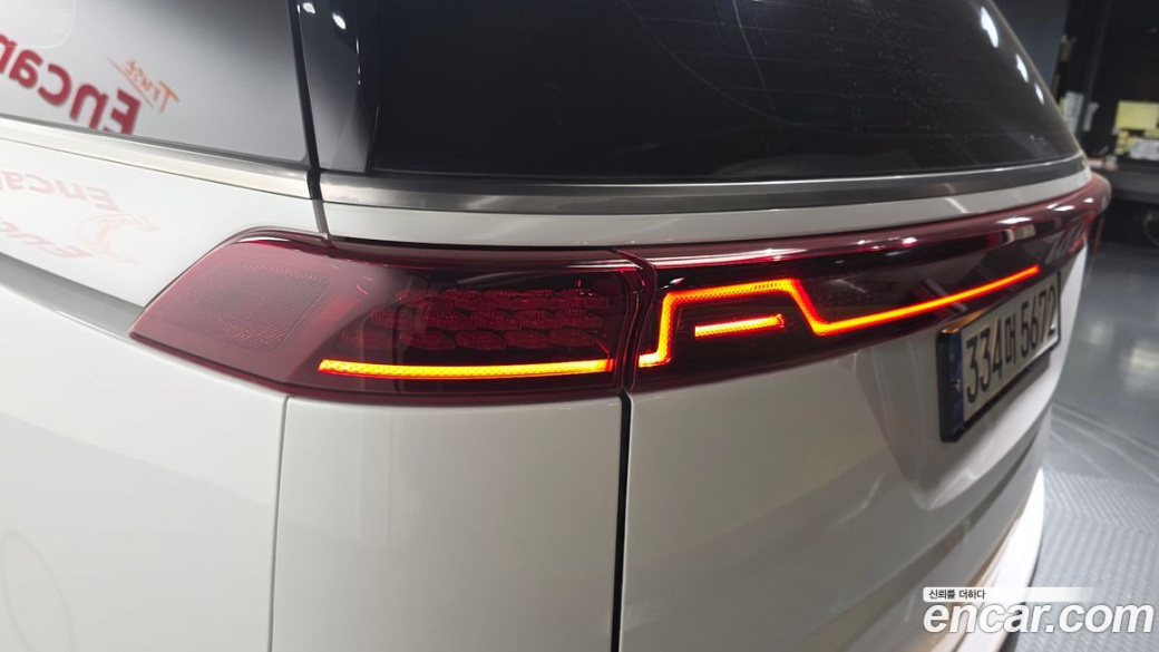 Kia Carnival 9-Seater Signature, 2023
