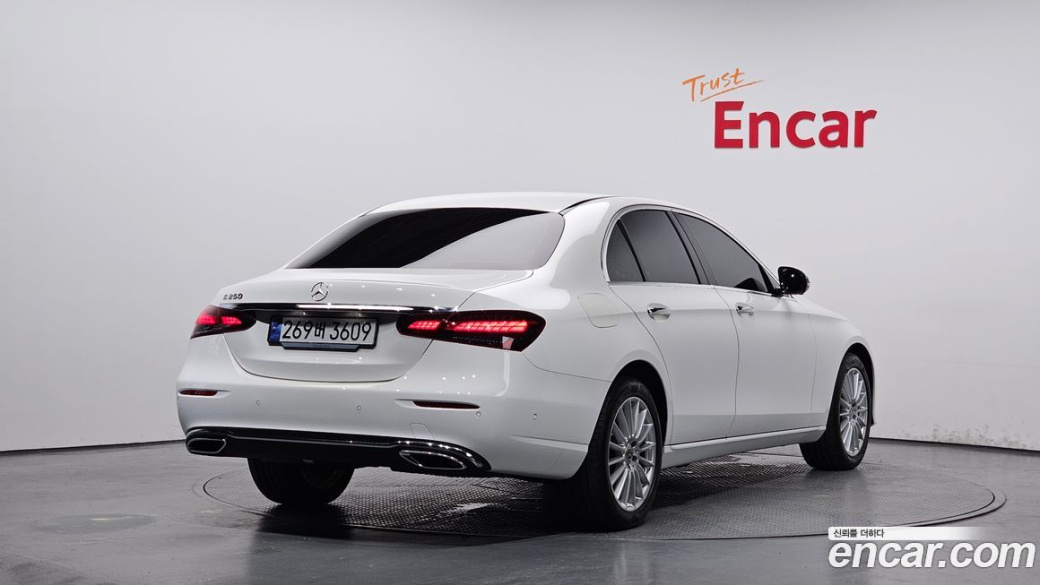Mercedes-Benz E-Class E250 Exclusive, 2023