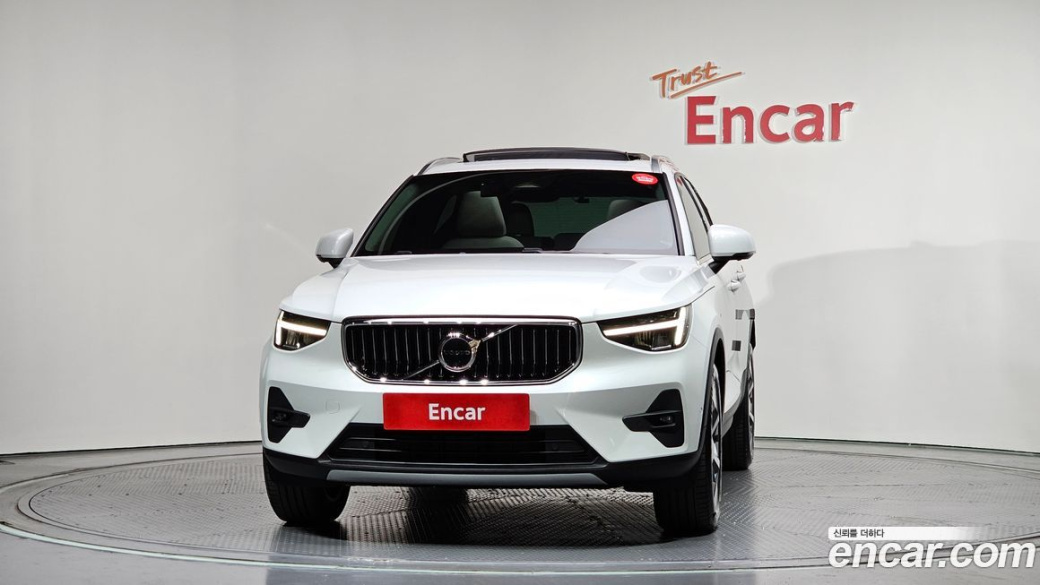 Volvo XC40 B4 Ultimate Bright, 2023