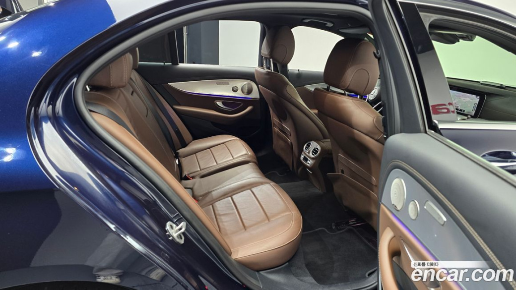 Mercedes-Benz E-Class E350 4MATIC Avantgarde, 2021