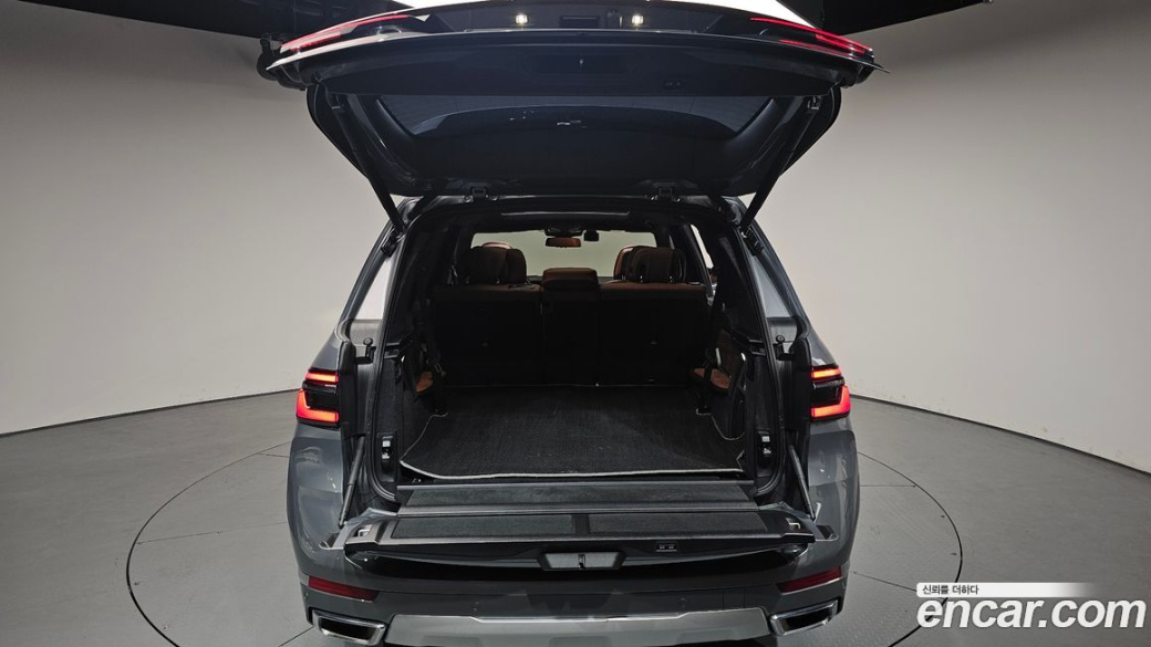 BMW X7 xDrive 40d Design Pure Excellence 7-Seater, 2024