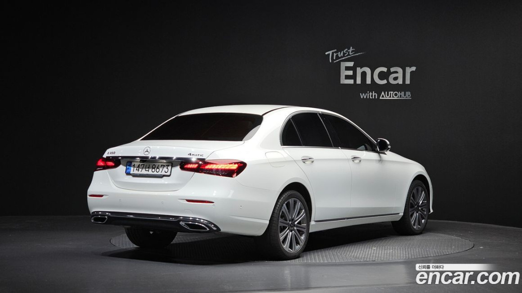 Mercedes-Benz E-Class E350 4MATIC Exclusive, 2023