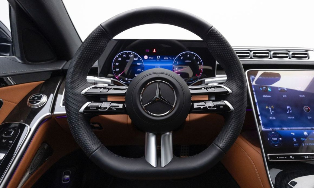 Mercedes-Benz S-Class S500 4MATIC, 2026