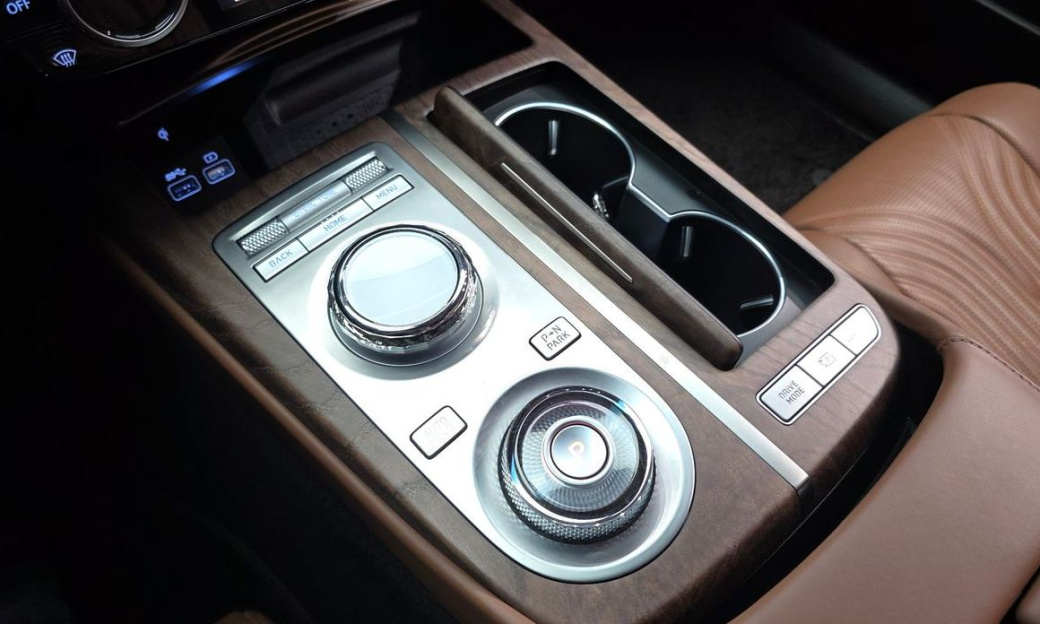 Genesis G80 Gasoline 2.5 Turbo AWD, 2023