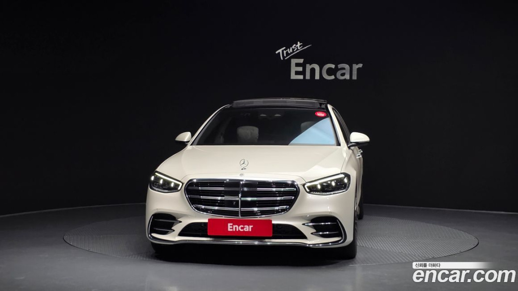 Mercedes-Benz S-Class S500L 4MATIC, 2023