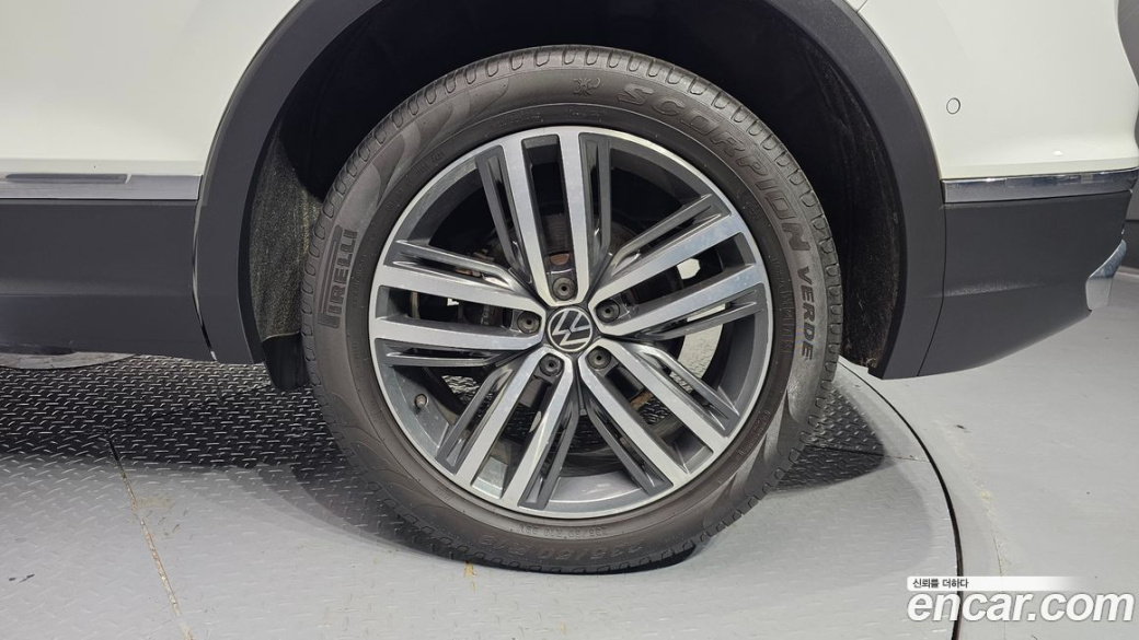 Volkswagen Tiguan 2.0 TDI 4Motion Prestige, 2022