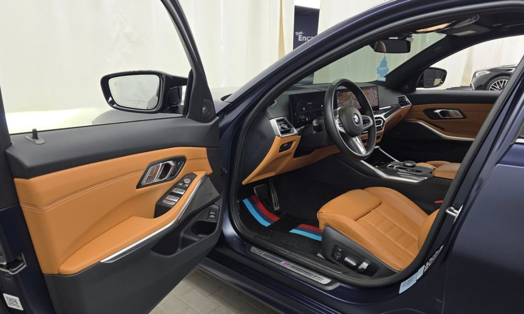 BMW 3-Series M340i xDrive Touring Pro FIrst Edition, 2023