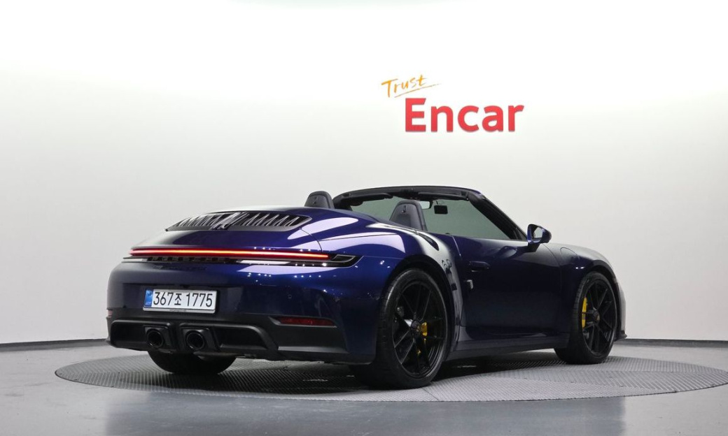 Porsche 911 Carrera 4 GTS Cabriolet, 2026
