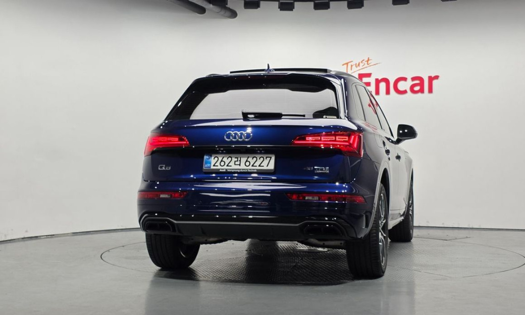 Audi Q5 45 TFSI Quattro Premium, 2024