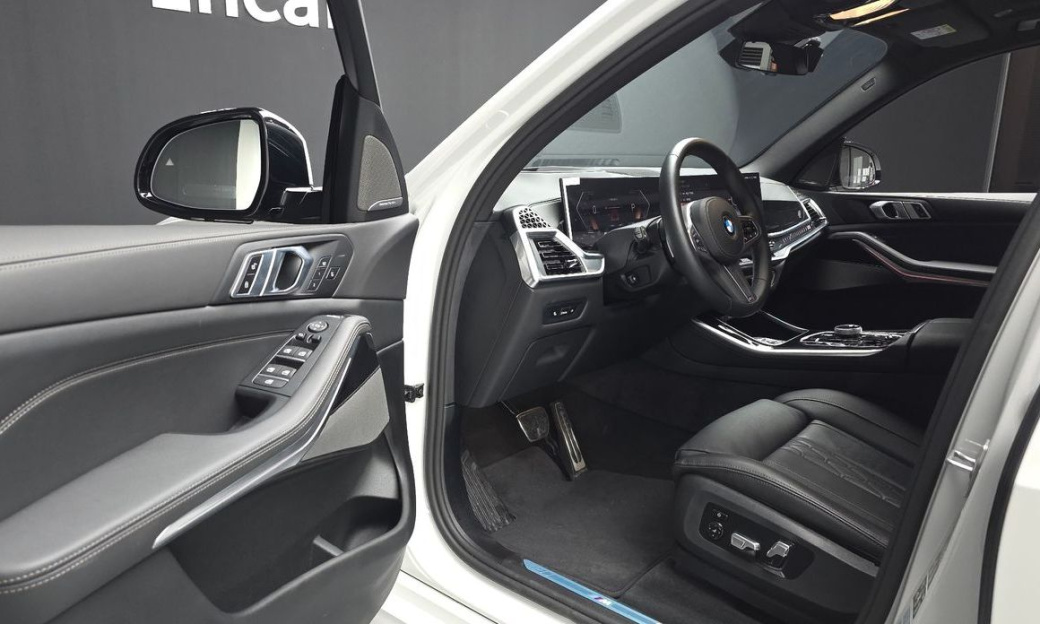 BMW X5 xDrive 40i M Sport, 2025