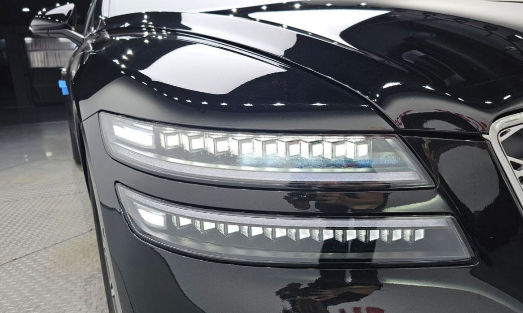 Genesis G80 Gasoline 2.5 Turbo AWD, 2025