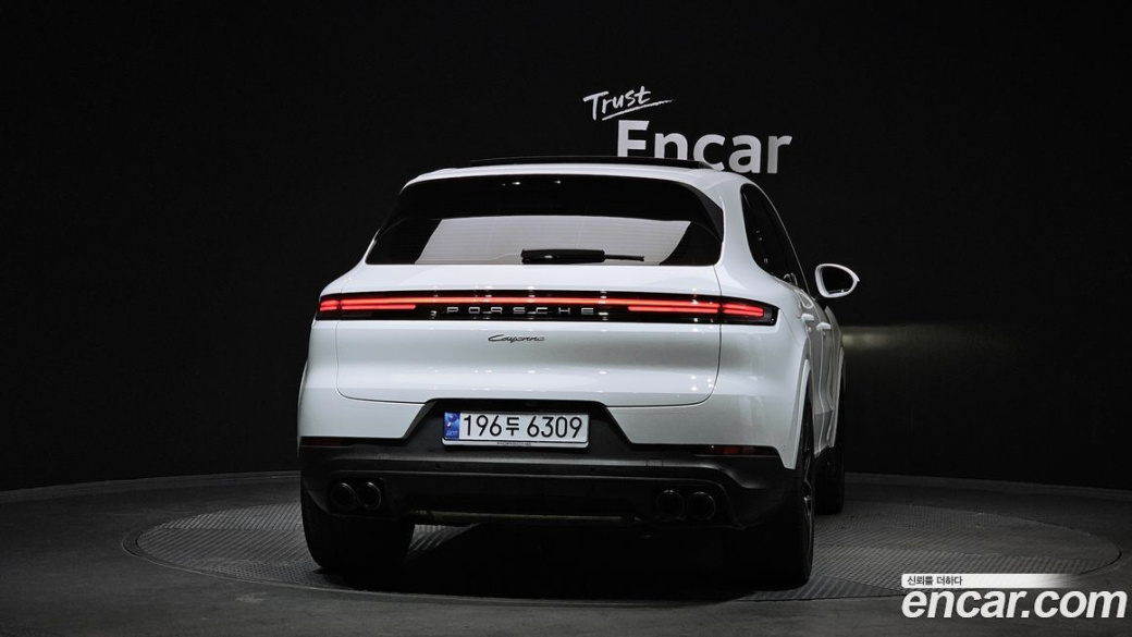 Porsche Cayenne 3.0, 2024