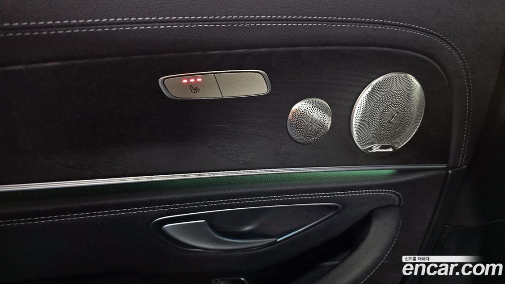 Mercedes-Benz E-Class E220d 4MATIC AMG Line, 2023