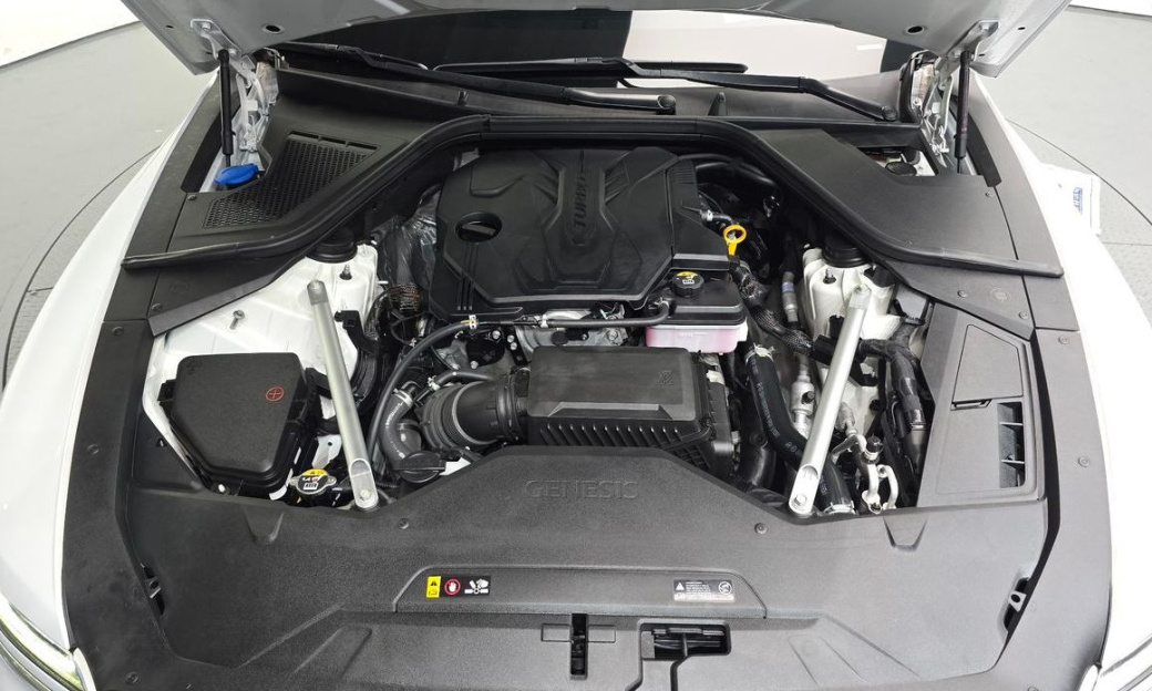 Genesis G80 Gasoline 2.5 Turbo AWD, 2024