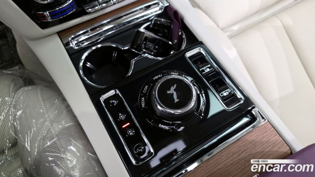 Rolls-Royce Ghost 6.7 V12, 2023
