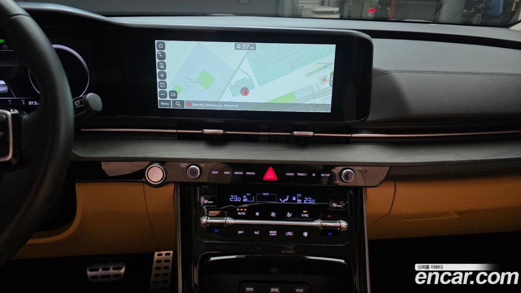 Kia Carnival 9-Seater Noblesse, 2023