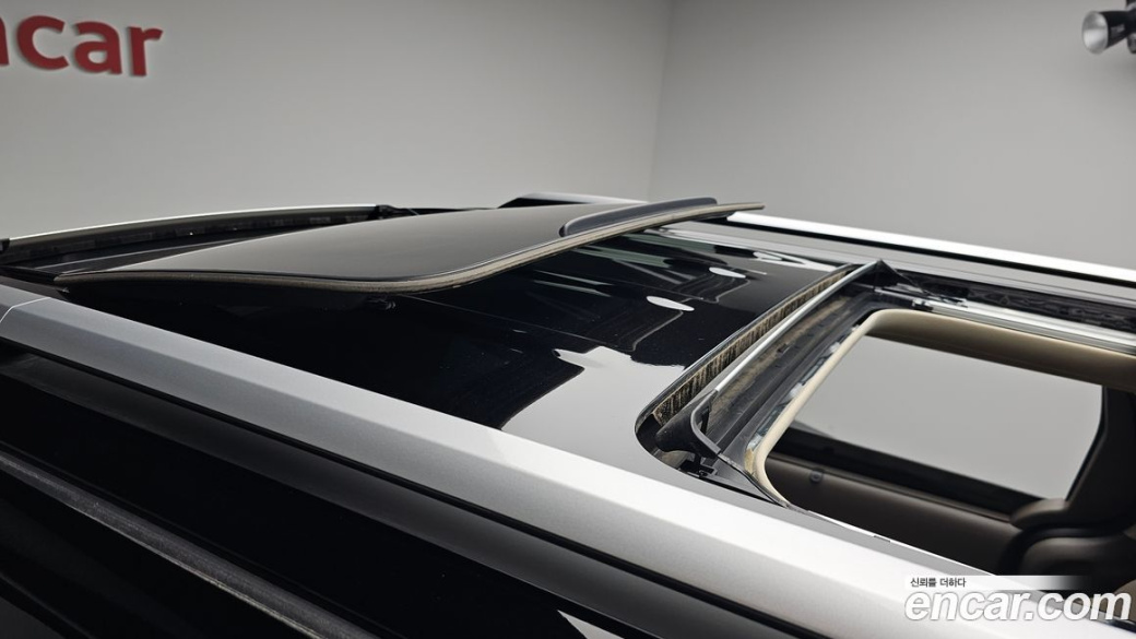 Kia Carnival 9-Seater Signature, 2023