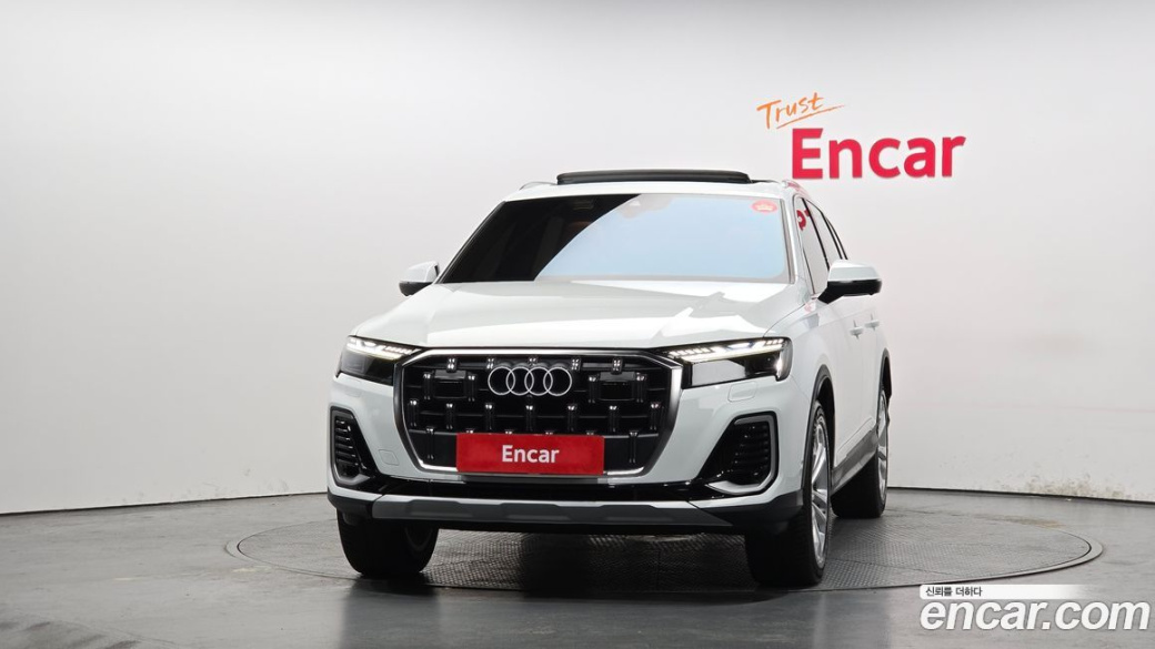 Audi Q7 55 TFSI Quattro, 2025